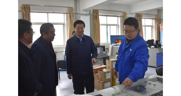 寶雞市委常委、統(tǒng)戰(zhàn)部部長高宏真一行來紡電公司調(diào)研